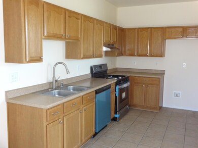 601 Villa Romero Dr, El Paso, TX 79928 - photo 3