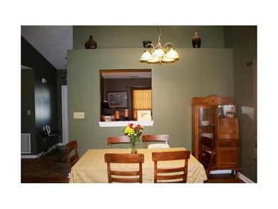 3025 Limber Pine Dr, Whiteland, IN 46184 - photo 5