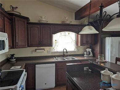 16870 Quarry Rd, North Baltimore, OH 45872 - photo 4