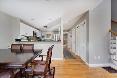 660 Cottage St unit 14, Pawtucket, RI 02861 - photo 4