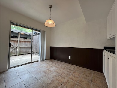 Dining nook/Back patio