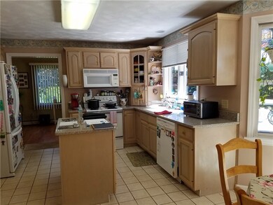 19 Mathew Dr, Johnston, RI 02919 - photo 5