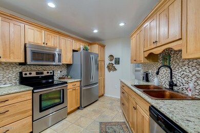 10914 W Topaz Dr, Sun City, AZ 85351 - photo 7