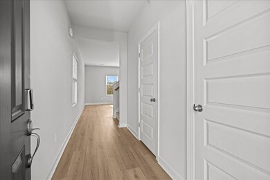 667 Cozy Bluff Rd, Spartanburg, SC 29301 - photo 4