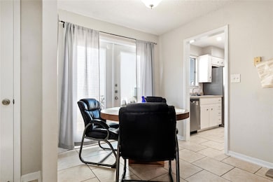 3222 Tamarron Blvd unit A, Austin, TX 78746 - photo 7