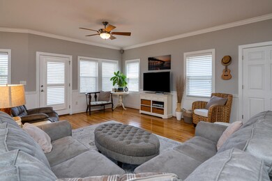 20_529AnchorWay20_mls