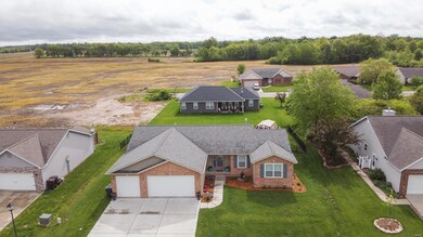 416 Silverthorne Dr, Freeburg, IL 62243 - photo 2