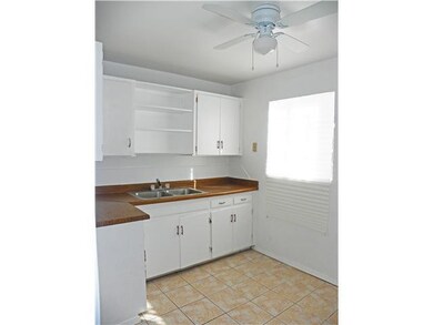 1104 Cuba Dr, El Paso, TX 79915 - photo 4