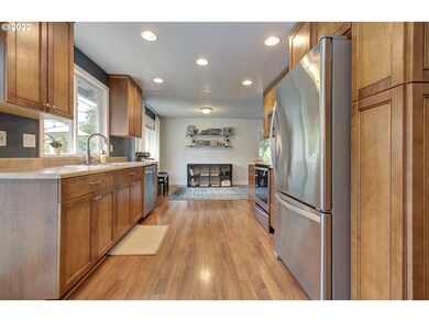 1046 S Ivy Ct, Canby, OR 97013 - photo 6