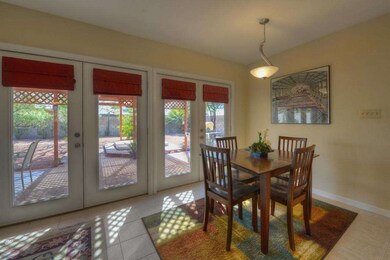 005_Dining Room