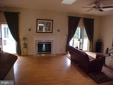 6575 Twilight Glow Dr, Sykesville, MD 21784 - photo 6