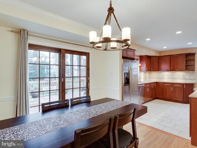 206 Yeonas Dr SW, Vienna, VA 22180 - photo 7