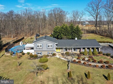 1226 Russell Rd, Berryville, VA 22611 - photo 4