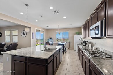 10-Kitchen