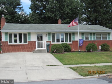 11 James St, Middletown, PA 17057 - photo 2
