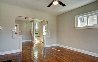 Living Room (3)