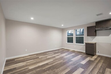 1894 Dolly Wright St unit B, Houston, TX 77088 - photo 5