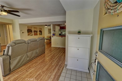 25712 Le Parc unit 7, Lake Forest, CA 92630 - photo 6