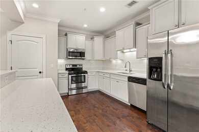 Quartz contertops and stainless appliances