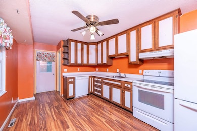 2415 Alta Ct, Midland, MI 48642 - photo 4