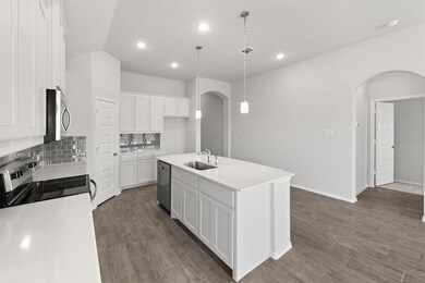 225 Rosemary Dr, Azle, TX 76020 - photo 6