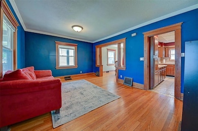 WOW! Look at those floors!