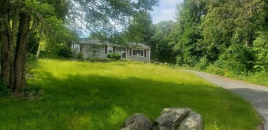 16 Camp Rd, Sturbridge, MA 01518 - photo 2
