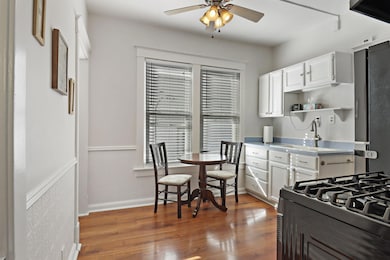 711 40th St, Kenosha, WI 53140 - photo 7