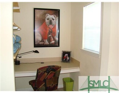 Studio/Study/Office.