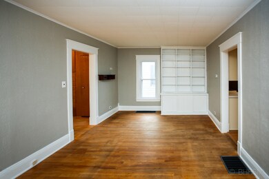 377 w. franklin st.-105