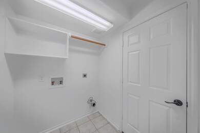 4201 Seminole Dr, Pearland, TX 77584 - photo 6