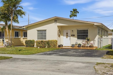 10551 SW 27th St, Miami, FL 33165 - photo 3