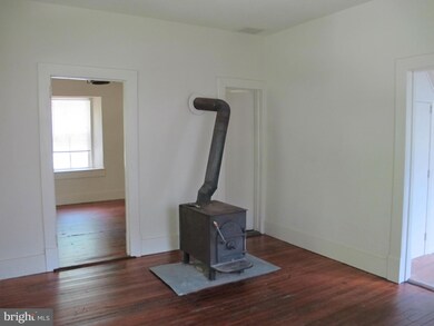 4661 Scotts Rd, Marshall, VA 20115 - photo 2