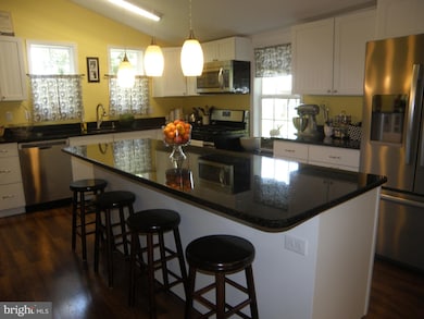 103 Hanley St, Harrington, DE 19952 - photo 2