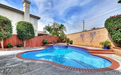 Jacuzzi and Pool for those hot summer days!