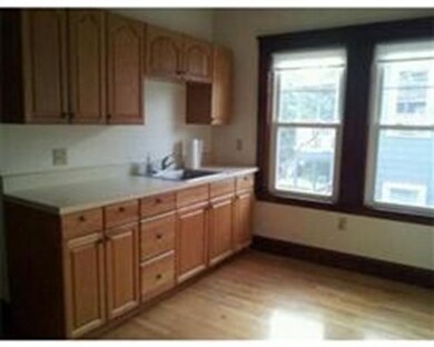 21 Woodman St unit 1, Jamaica Plain, MA 02130 - photo 4