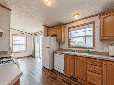 Kitchen and dining area