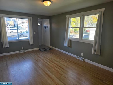 225 1st St SW, Chisholm, MN 55719 - photo 3