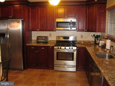 136 Covered Bridge Rd, Cherry Hill, NJ 08034 - photo 4