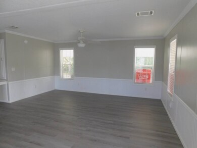 38217 Woodside Ln, Zephyrhills, FL 33542 - photo 5