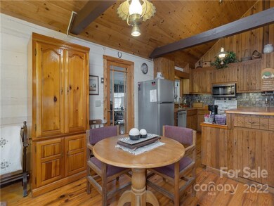 880 Staton Rd, Flat Rock, NC 28731 - photo 7