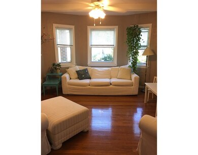 25 Avon St, Saugus, MA 01906 - photo 3