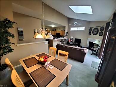 46 Elm Creek Way unit 124, Aurora, OH 44202 - photo 2