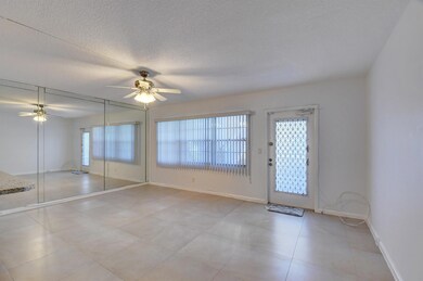 348 Dorset I unit 348, Boca Raton, FL 33434 - photo 4