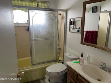 Main bath upstairs