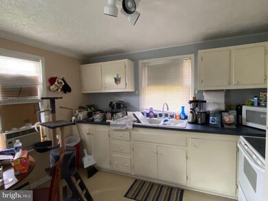 74 Furley Dr unit 1, Bunker Hill, WV 25413 - photo 5