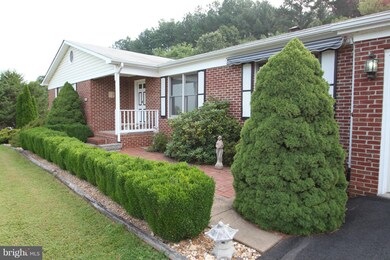 16056 Fox Chase Ln, Culpeper, VA 22701 - photo 2