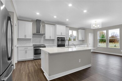 Photos shown may be an artist rendering, model home, or of the same model but located in a different Lennar subdivision due to current construction stage.