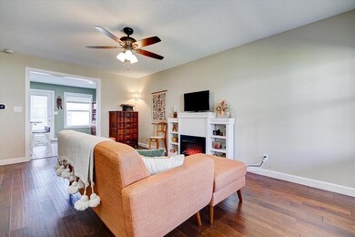 266 NW Georgetown Blvd, Ankeny, IA 50023 - photo 4