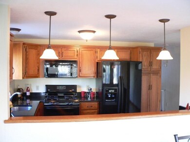 62 Danforth Ct unit Bldg 73, Haverhill, MA 01832 - photo 3